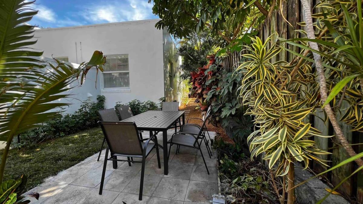 Charming 2 Bedroom Apartment In Victoria Park Fort Lauderdale Exterior foto